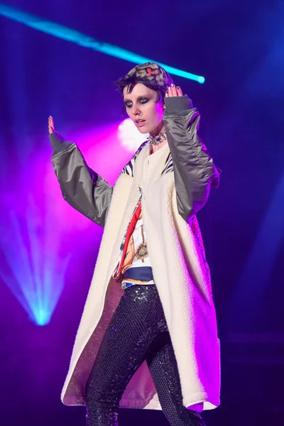 Look 34
